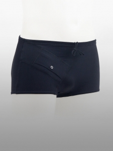 black swim shorts with a pocket to carry your insulinpump while swimming, developed by annaPS scandinavia
